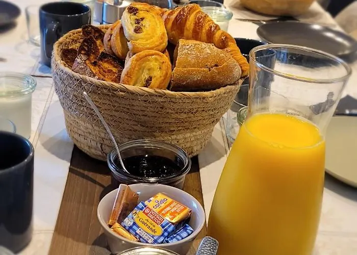 Bed & Breakfast Mas De Reilhanette *