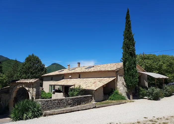 Mas De Reilhanette Bed & Breakfast Montbrun-les-Bains