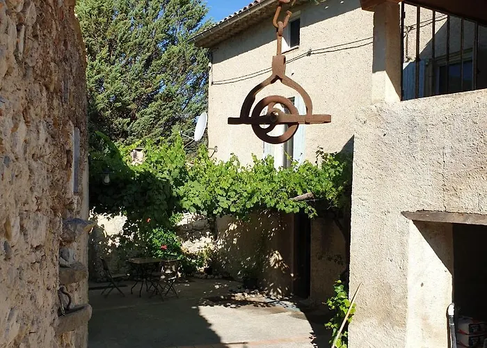 Mas De Reilhanette Bed & Breakfast Montbrun-les-Bains